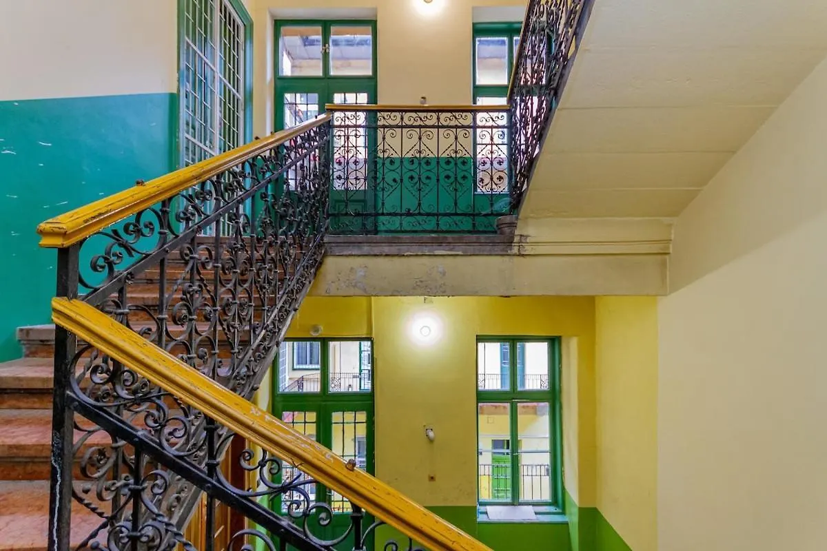 D49 Central 2Bedroom Apartment Budapest Hungary